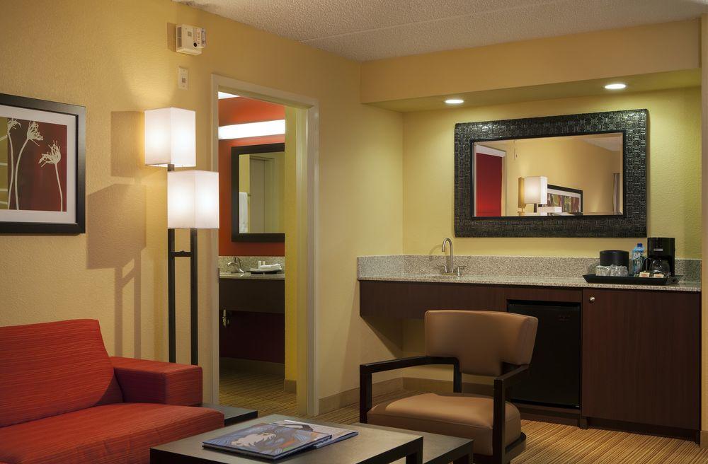 Courtyard By Marriott Miami Aventura Mall Extérieur photo