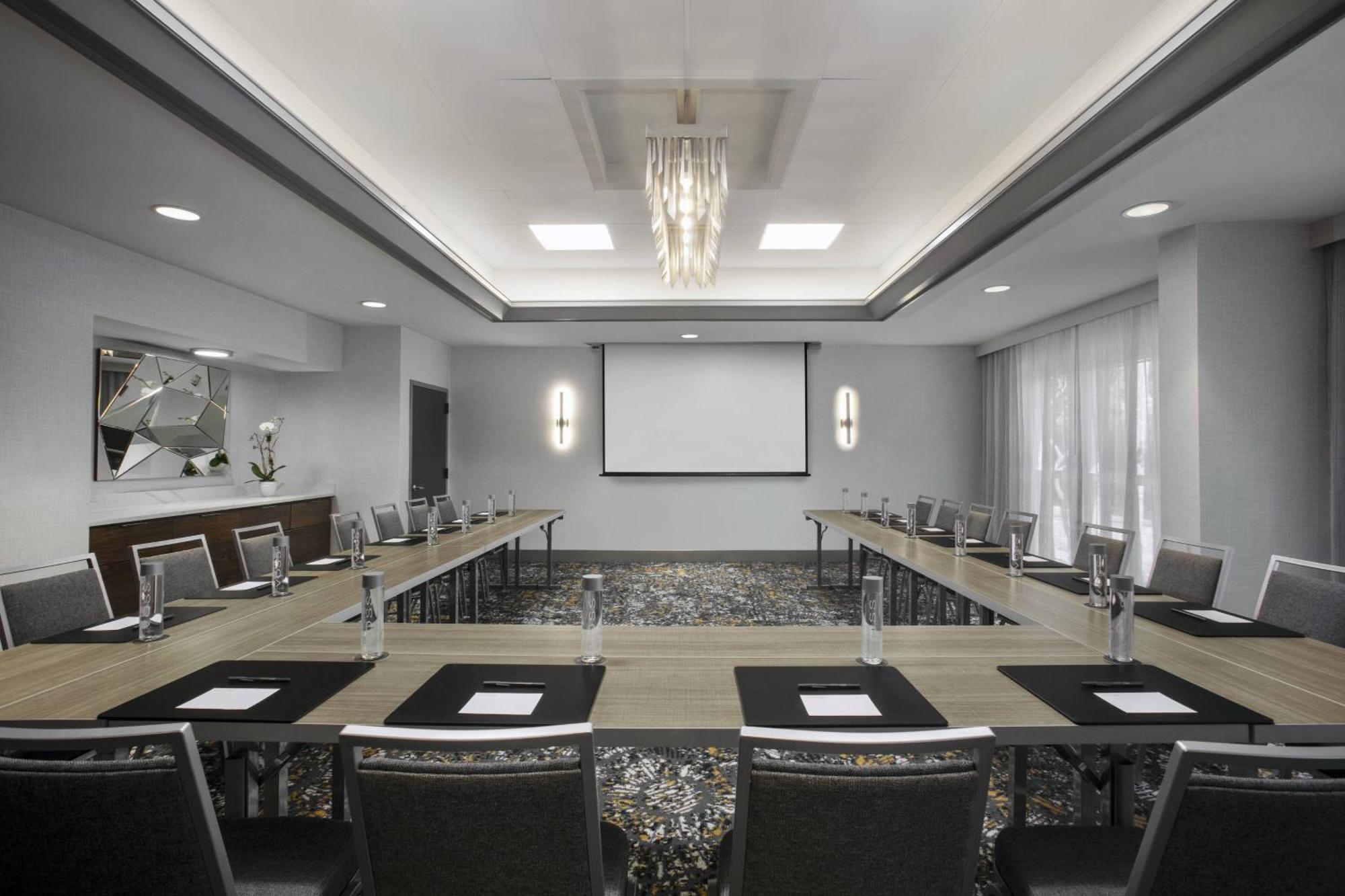Courtyard By Marriott Miami Aventura Mall Extérieur photo